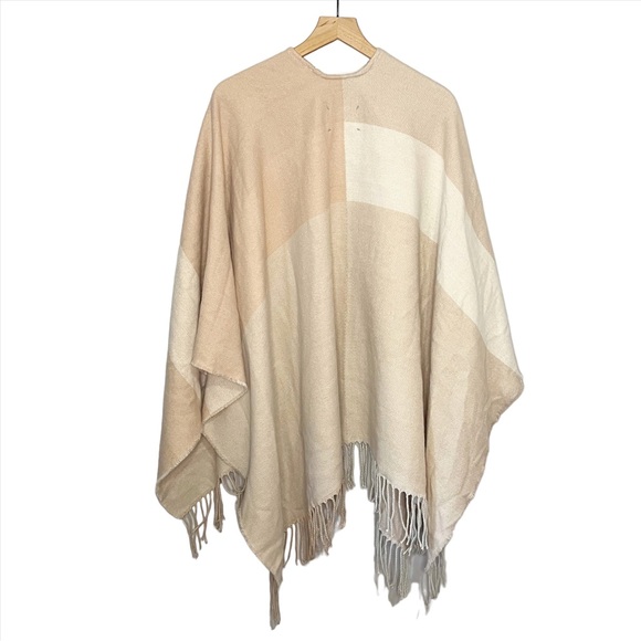 Soia & Kyo Plaid Yadira Fringe Wrap Scarfigan in Pink/Cream OS - Picture 2 of 6